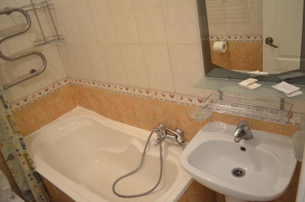 Chapayev Apartments Киев Экстерьер фото