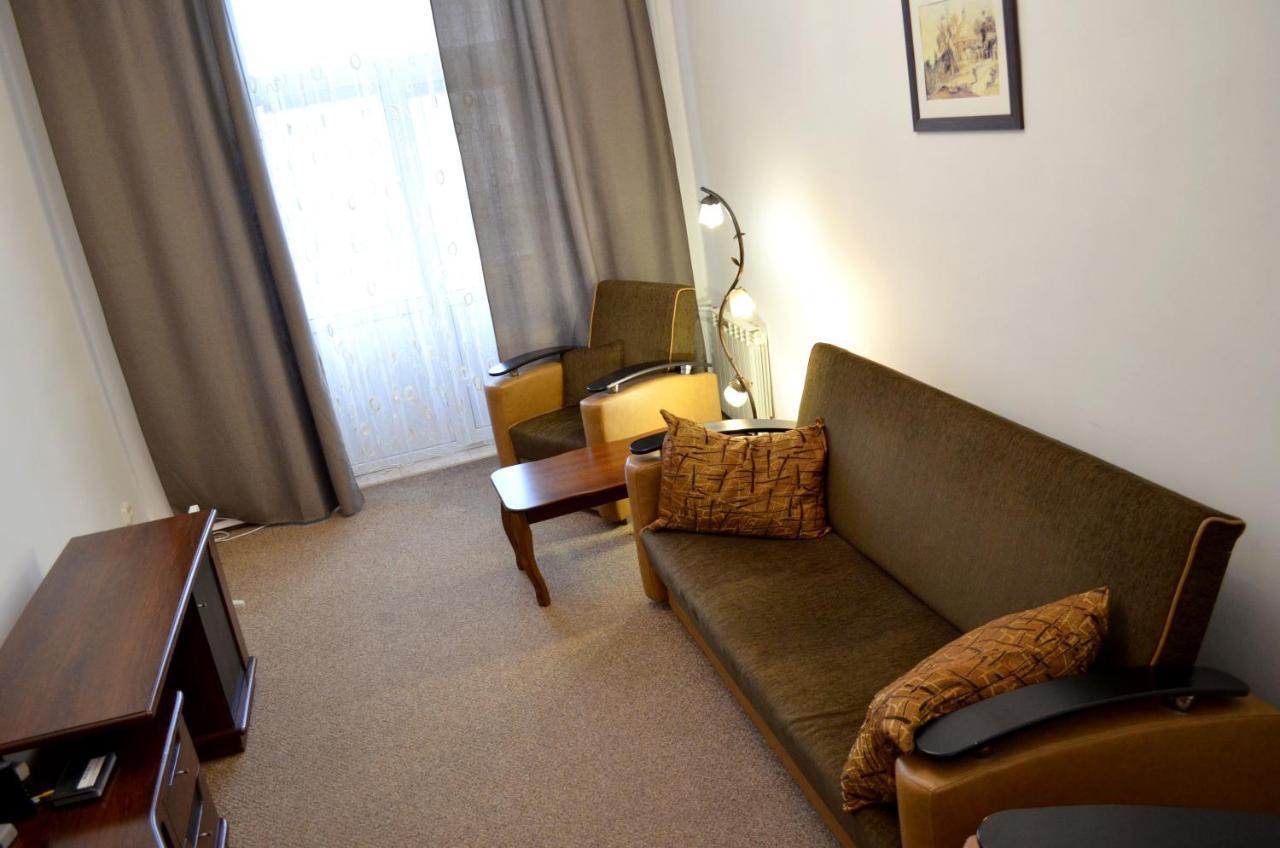 Chapayev Apartments Киев Экстерьер фото