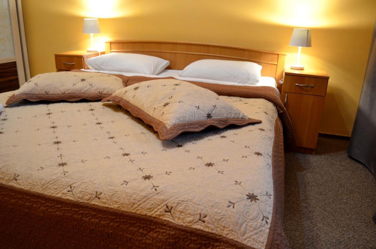 Chapayev Apartments Киев Экстерьер фото