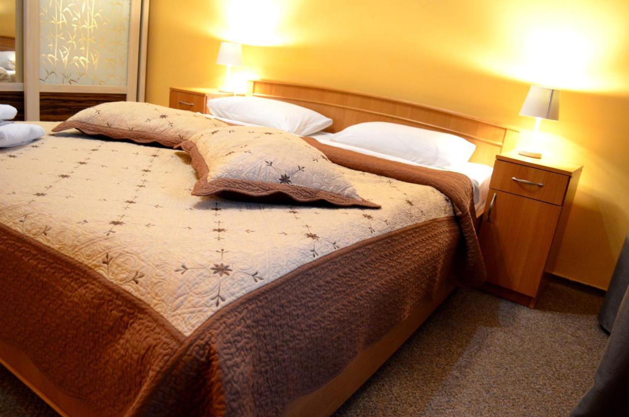 Chapayev Apartments Киев Экстерьер фото